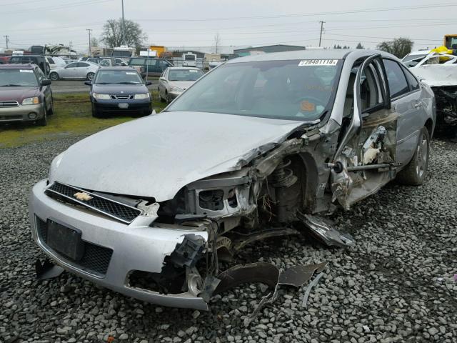 2G1WD58C589192505 - 2008 CHEVROLET IMPALA SUP 银色 照片 2