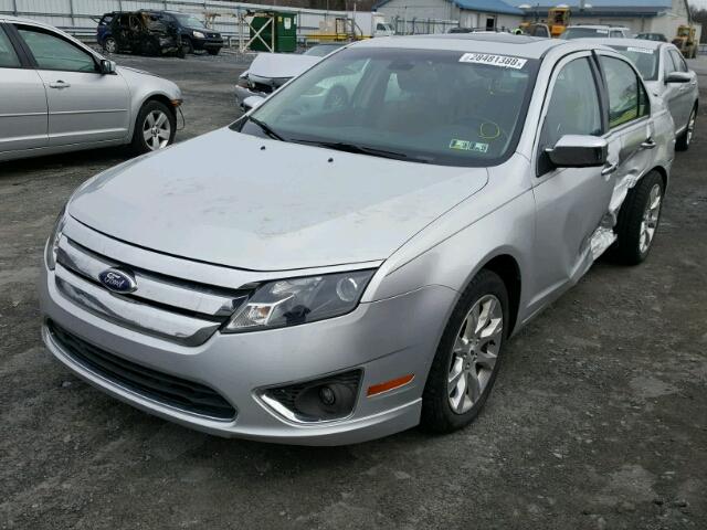 3FAHP0JGXBR240708 - 2011 FORD FUSION SEL SILVER photo 2