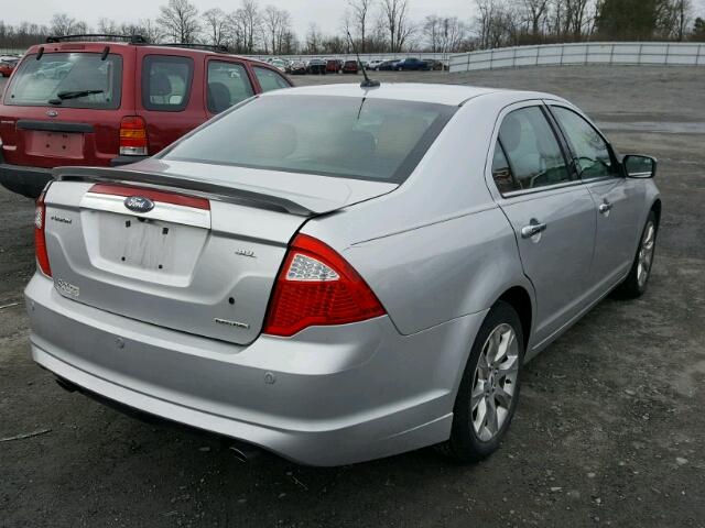 3FAHP0JGXBR240708 - 2011 FORD FUSION SEL SILVER photo 4