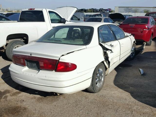 2G4WB52K731171560 - 2003 BUICK REGAL LS WHITE photo 4