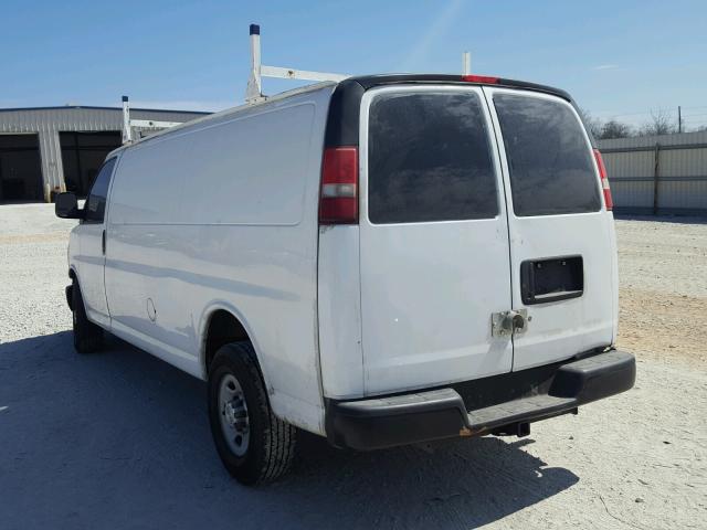 1GCWGGBA5C1162225 - 2012 CHEVROLET EXPRESS G2 WHITE photo 3