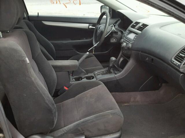 1HGCM82405A018212 - 2005 HONDA ACCORD SE BLACK photo 5