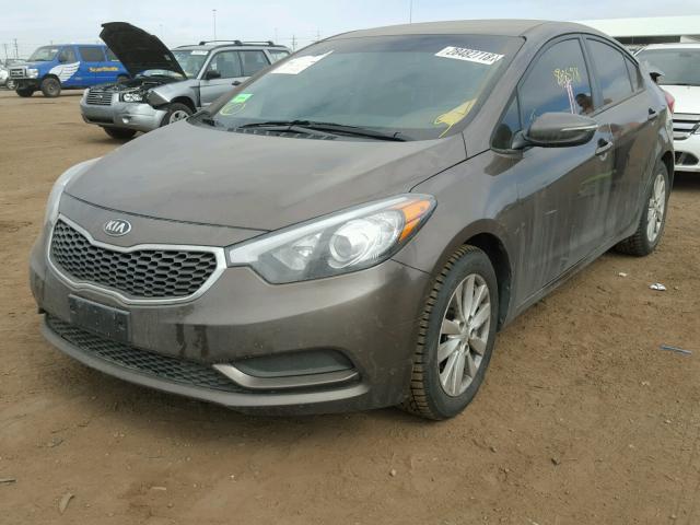 KNAFX4A66E5222730 - 2014 KIA FORTE LX BROWN photo 2