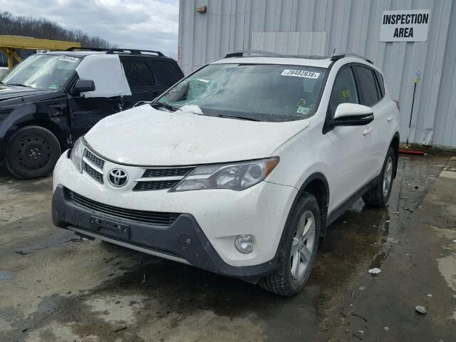 2T3RFREV9DW098087 - 2013 TOYOTA RAV4 XLE WHITE photo 2