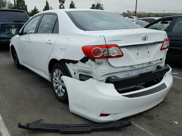 5YFBU4EE2DP184474 - 2013 TOYOTA COROLLA BA WHITE photo 3