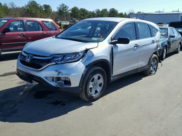 5J6RM4H36FL105371 - 2015 HONDA CR-V LX SILVER photo 2