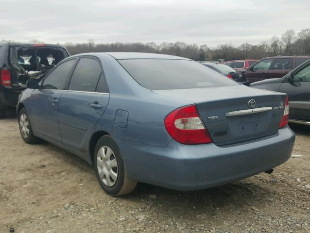 4T1BE30K02U569435 - 2002 TOYOTA CAMRY LE BLUE photo 3