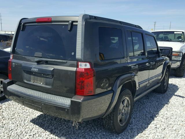 1J8HH48K36C136454 - 2006 JEEP COMMANDER GRAY photo 4
