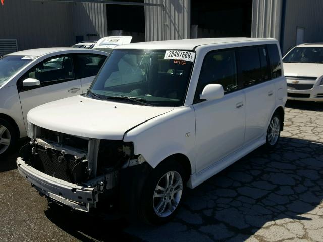 JTLKT324850209998 - 2005 TOYOTA SCION XB თეთრი ფოტო 2