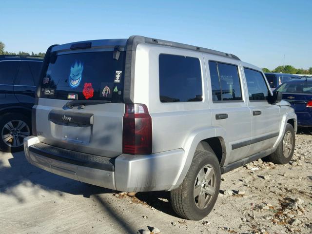 1J8HG48K96C225738 - 2006 JEEP COMMANDER SILVER photo 4
