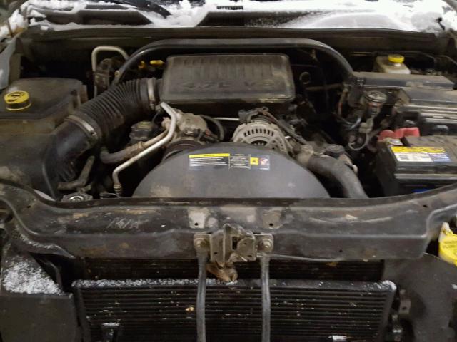 1J8HG48N96C232117 - 2006 JEEP COMMANDER SILVER photo 7