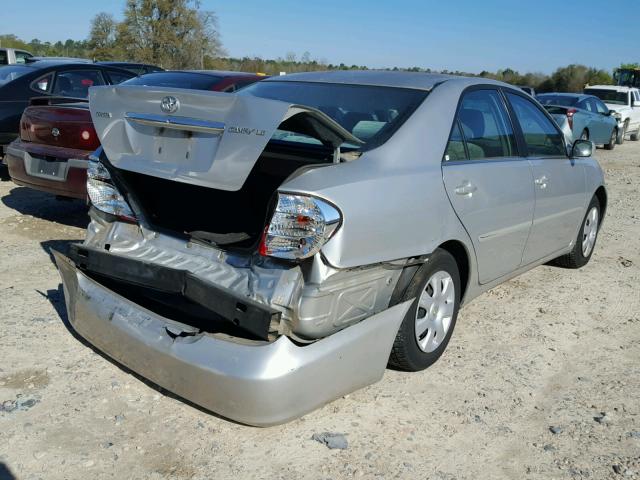 4T1BE32K82U517256 - 2002 TOYOTA CAMRY LE SILVER photo 4