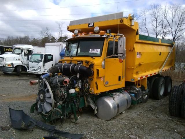 1NPSXPEX8DD193198 - 2013 PETERBILT 365 YELLOW photo 2