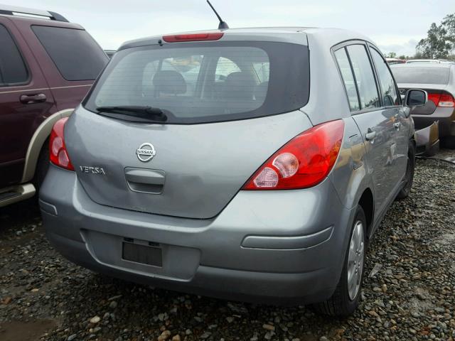 3N1BC13E48L444514 - 2008 NISSAN VERSA S GRAY photo 4