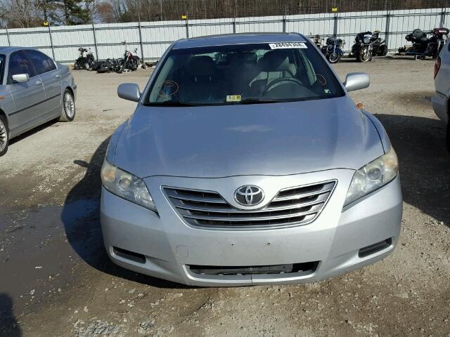 JTNBB46KX73000711 - 2007 TOYOTA CAMRY NEW SILVER photo 9