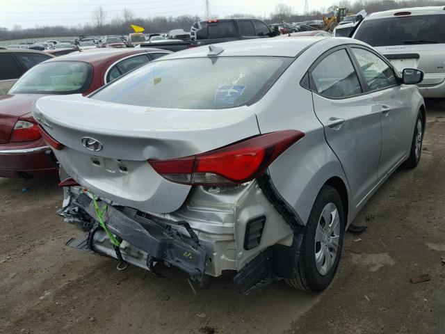 5NPDH4AE9GH735326 - 2016 HYUNDAI ELANTRA SE GRAY photo 4