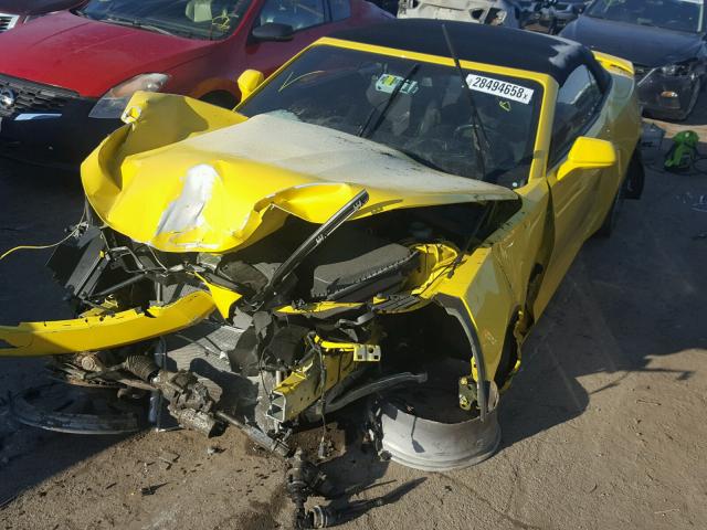 1G1FB3DS0H0136022 - 2017 CHEVROLET CAMARO LT YELLOW photo 2