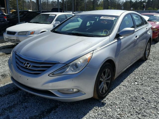 5NPEB4ACXDH708216 - 2013 HYUNDAI SONATA GLS SILVER photo 2