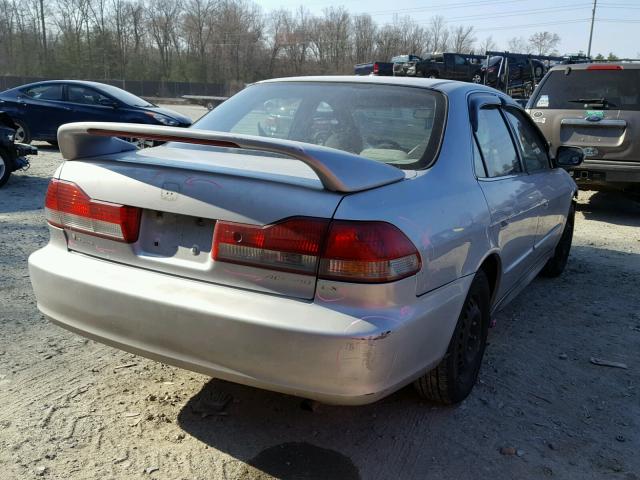 JHMCG66542C014966 - 2002 HONDA ACCORD LX SILVER photo 4