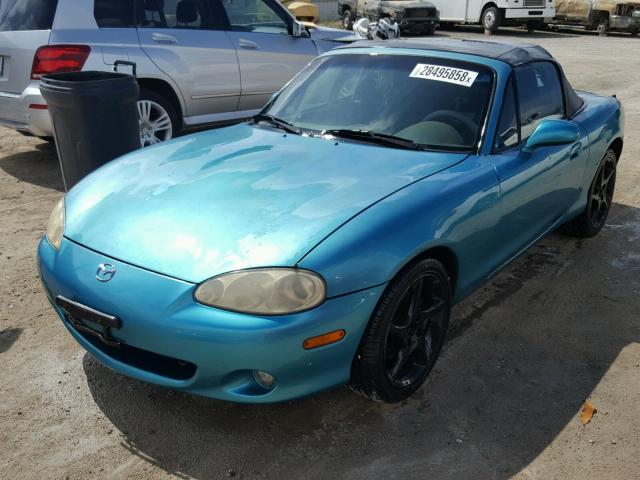 JM1NB353330301046 - 2003 MAZDA MX-5 MIATA GREEN photo 2