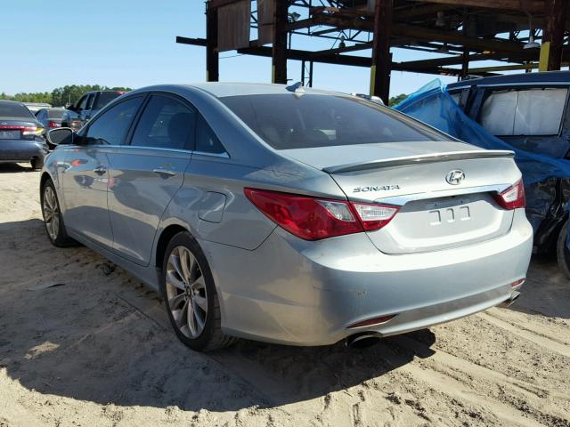 5NPEC4AC8DH654797 - 2013 HYUNDAI SONATA SE SILVER photo 3