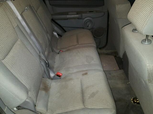 1J8HG48N26C200092 - 2006 JEEP COMMANDER GREEN photo 6