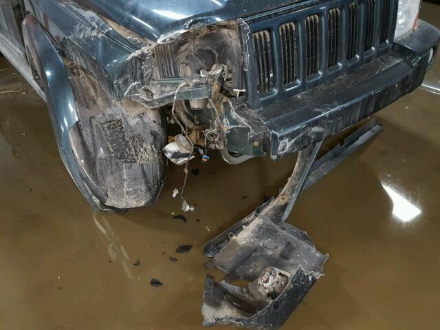 1J8HG48N26C200092 - 2006 JEEP COMMANDER GREEN photo 9