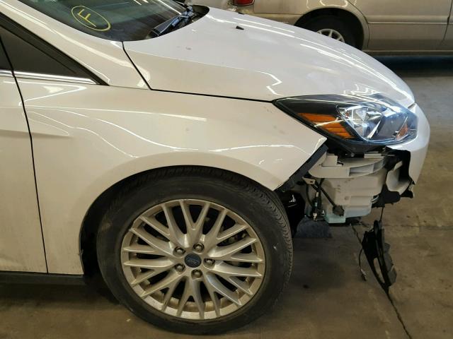 1FADP3N21DL107383 - 2013 FORD FOCUS TITA WHITE photo 9