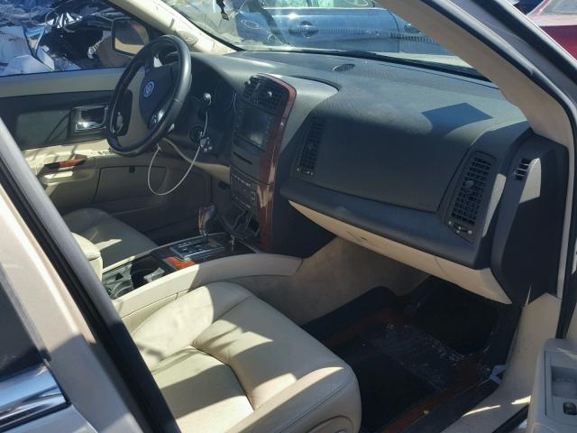 1GYEE63A150220960 - 2005 CADILLAC SRX GOLD photo 5