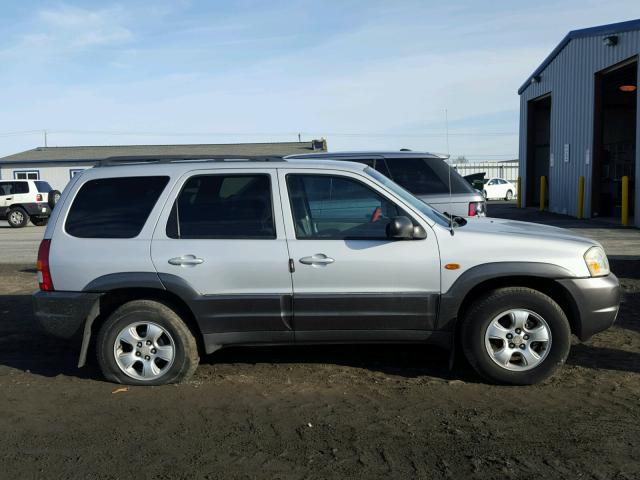 4F2CZ94134KM29587 - 2004 MAZDA TRIBUTE LX SILVER photo 9