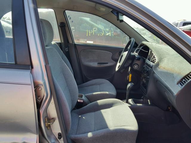 KLATA52671B641605 - 2001 DAEWOO LANOS S 银色 照片 5