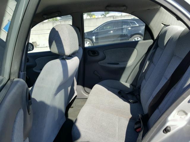 KLATA52671B641605 - 2001 DAEWOO LANOS S 银色 照片 6