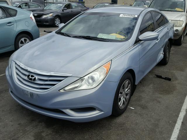 5NPEB4AC7BH291375 - 2011 HYUNDAI SONATA GLS BLUE photo 2