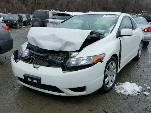 2HGFG12658H553359 - 2008 HONDA CIVIC LX WHITE photo 2