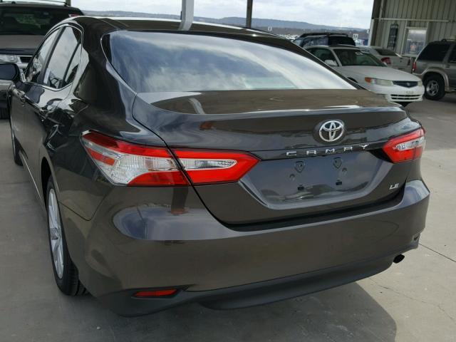 JTNB11HK6J3006561 - 2018 TOYOTA CAMRY L BROWN photo 3