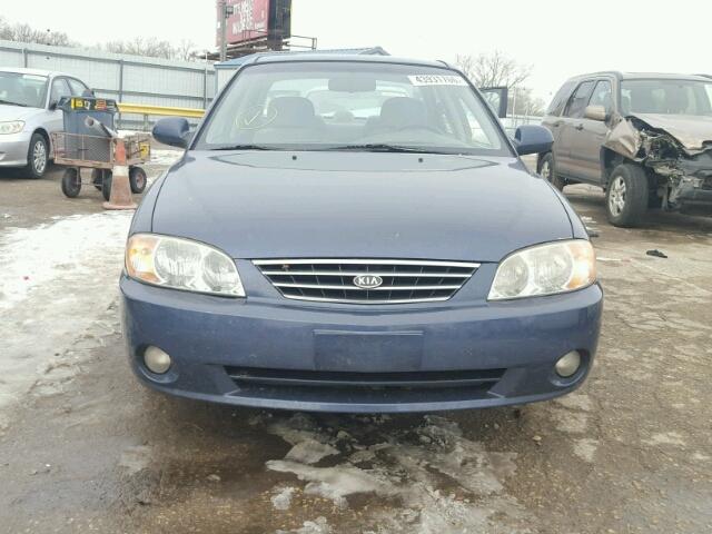 KNAFB121425129880 - 2002 KIA SPECTRA BA BLUE photo 9