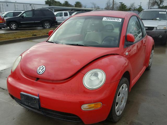 3VWBC21C3YM422452 - 2000 VOLKSWAGEN NEW BEETLE 红色 照片 2