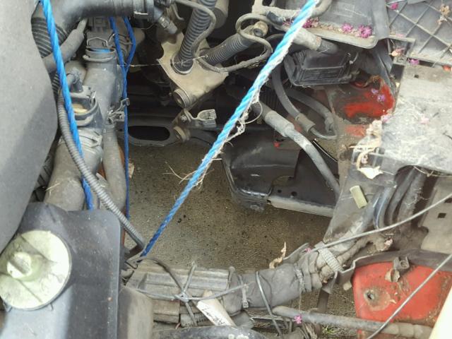 3VWBC21C3YM422452 - 2000 VOLKSWAGEN NEW BEETLE 红色 照片 9