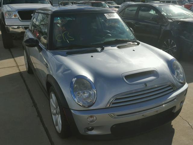 WMWRE33464TD78305 - 2004 MINI COOPER S SILVER photo 1