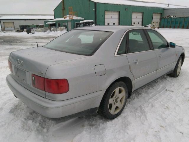 WAUBG34D0XN002070 - 1999 AUDI A8 QUATTRO SILVER photo 4