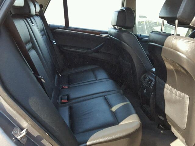 5UXFE4C52AL277502 - 2010 BMW X5 XDRIVE3 GRAY photo 6