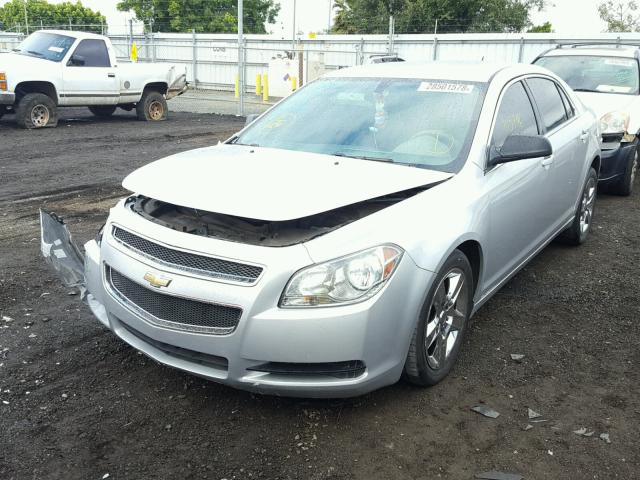 1G1ZA5EN7A4137820 - 2010 CHEVROLET MALIBU LS SILVER photo 2