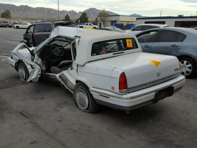 1C3XV66R1PD144012 - 1993 CHRYSLER NEW YORKER WHITE photo 3