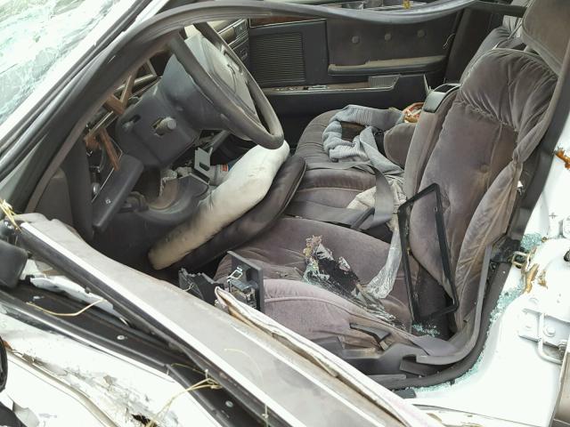 1C3XV66R1PD144012 - 1993 CHRYSLER NEW YORKER 白色 照片 5