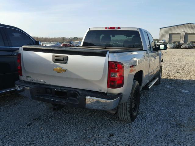 1GCRCSE00BZ395217 - 2011 CHEVROLET SILVERADO SILVER photo 4