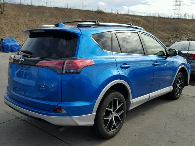 JTMJFREV9GJ065364 - 2016 TOYOTA RAV4 SE BLUE photo 4