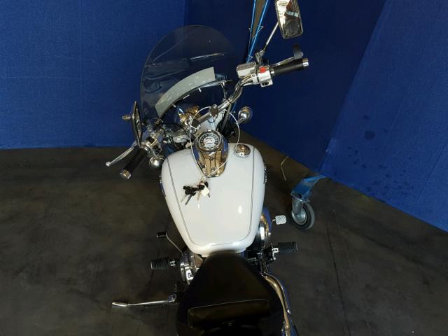 JYAVM01E04A067424 - 2004 YAMAHA XVS65 BASE WHITE photo 5