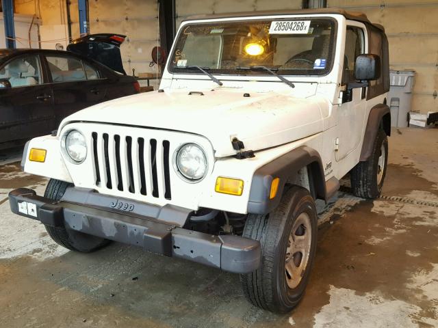 1J4FA29124P712886 - 2004 JEEP WRANGLER / WHITE photo 2