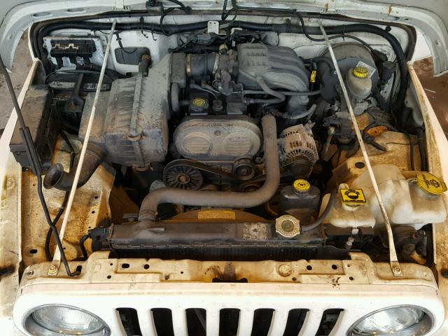 1J4FA29124P712886 - 2004 JEEP WRANGLER / WHITE photo 7