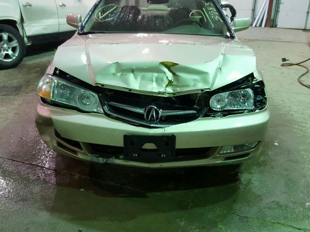 19UUA56643A023983 - 2003 ACURA 3.2TL GOLD photo 9